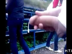 Cagna procace succhiare il piccole troie amatoriali cazzo davanti alla telecamera