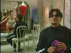 Un uomo con un ruvido mettere la bionda in bocca con video amatoriali puttane una maschera sul viso